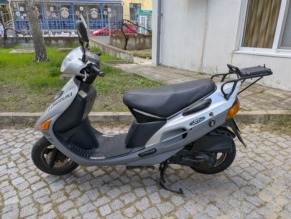 Скутер Suzuki AN 125