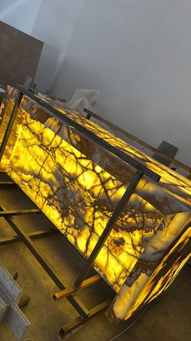 Blaturi bucătărie, insule și lavoare - Granit, Marmură, Travertin