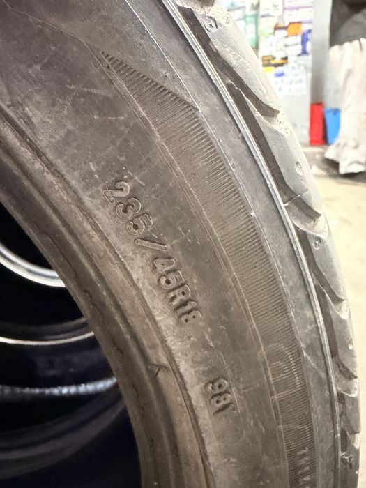 Продам комплект летней резины