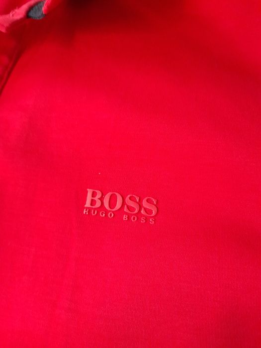 BOSS тениска и панталонки S- M размер.