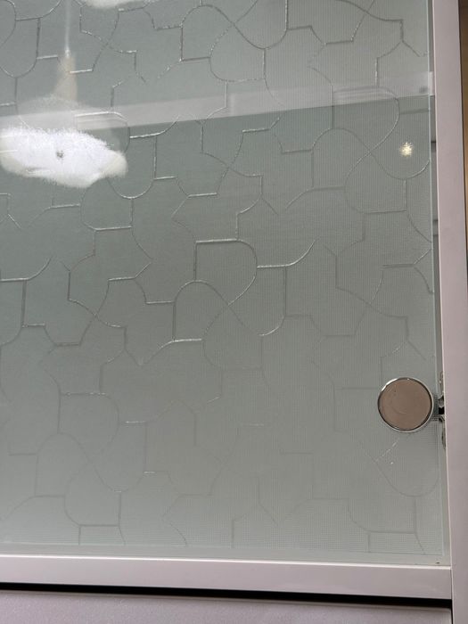 Продается шкаф из МДФ с акриловым покрытием в идеальном состоянии