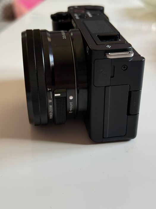 Камера Sony zv-e10