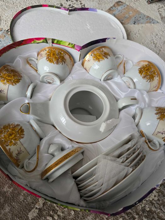 Посуда-хрусталь,стекло.