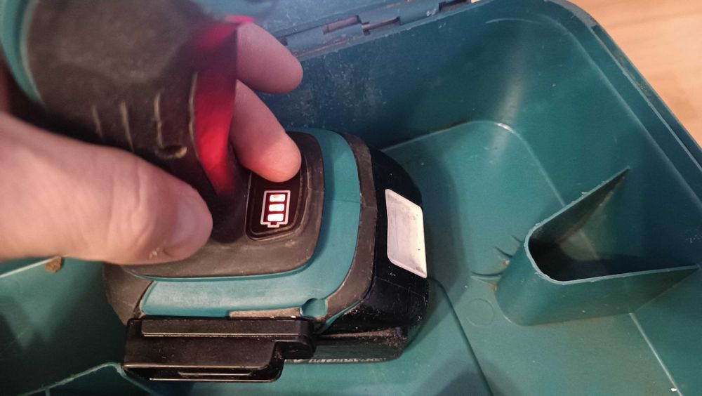 Makita DTD152 DHP458