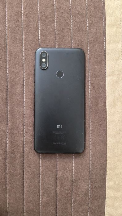 Telefon Xiaomi Mi A2