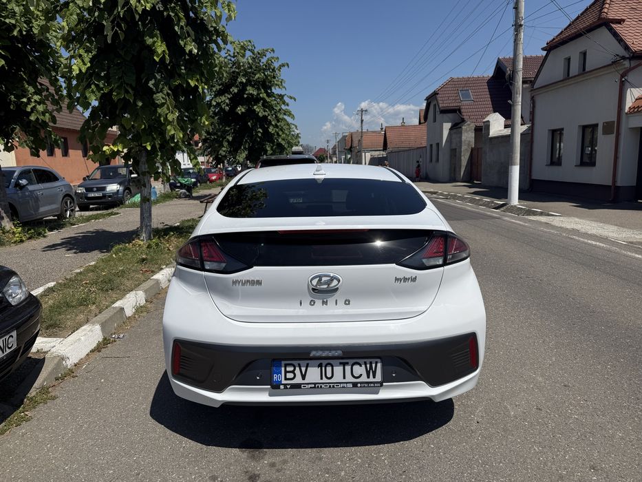 HYUNDAI Ioniq
