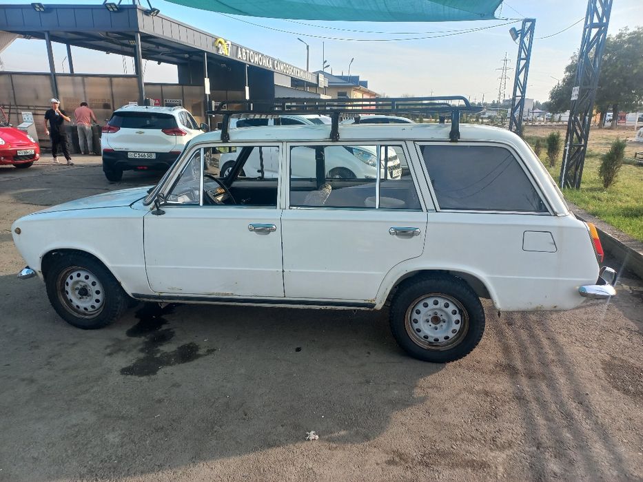 Продаётся ваз 2102