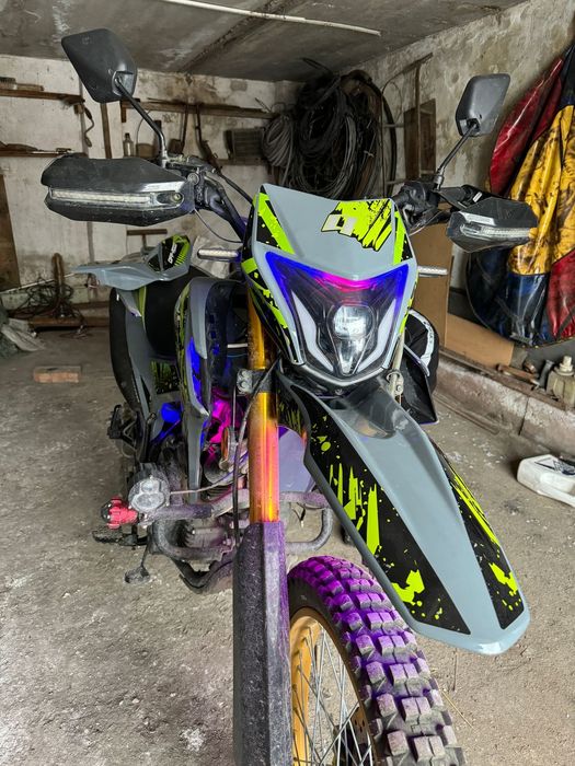 Мотоцикл ZFYC250 эндуро