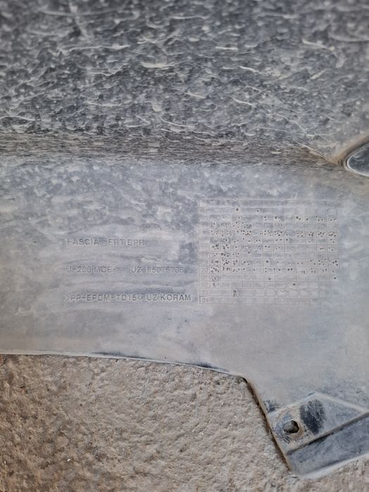 Gentra old bamfer qora b/u