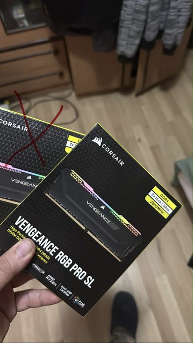 Corsair VENGEANCE RB PRO SL  (2 х 16GB) DDR4