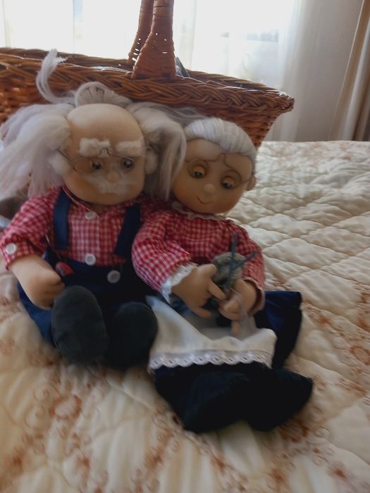 Vand mos si baba/papusi/marionete, simpatice