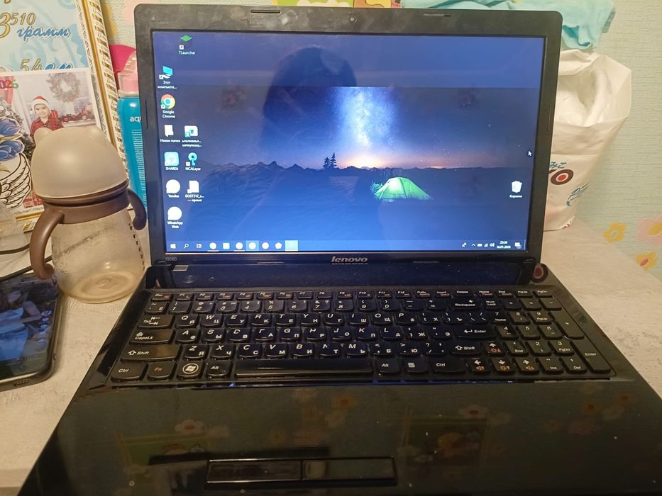 Леново ноутбук  продам