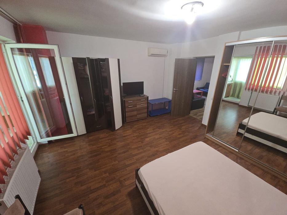 Inchiriez apartament 2 camere etaj 1 Baba Novac