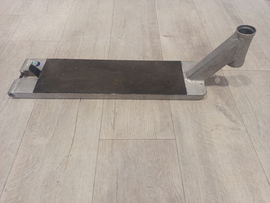 дека теч Тим джегернаут