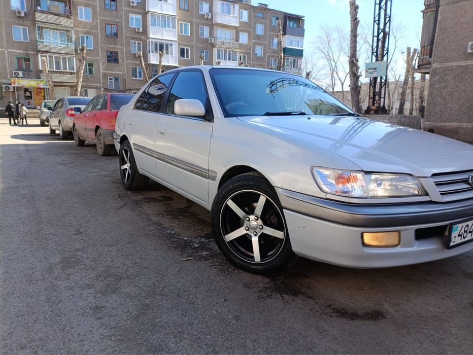 Диски с резиной.