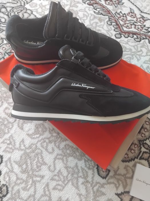 Кроссовки мужские 39 размер