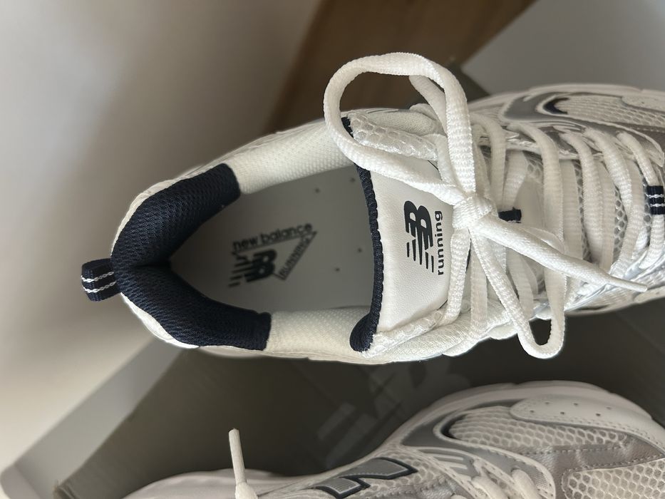 New Balance 530 модел 25.5 см стелка