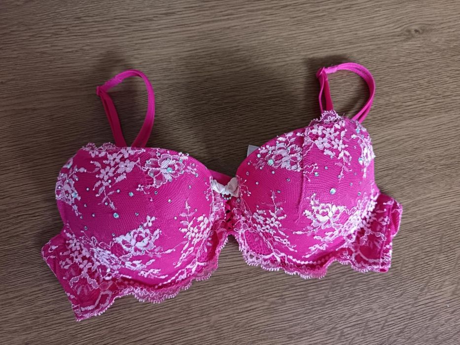 Victoria's secret sutien 32B