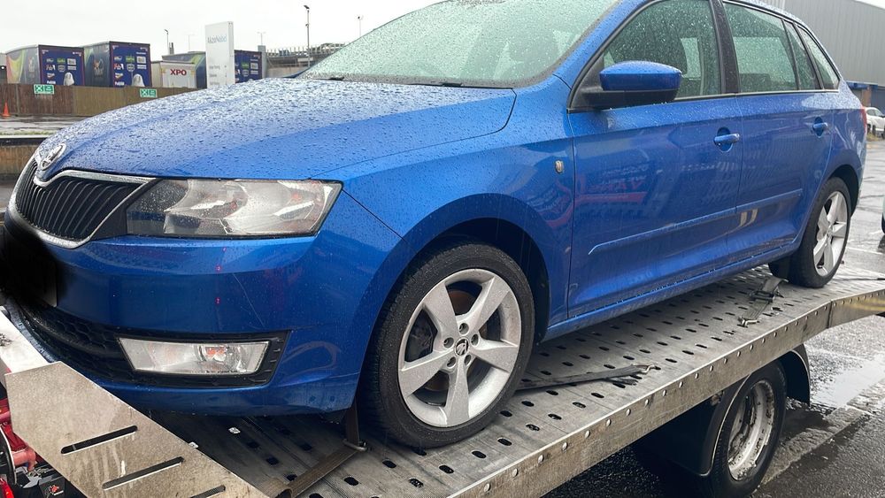 Dezmembrez Skoda Rapid spaceback 2015 1.2 tsi