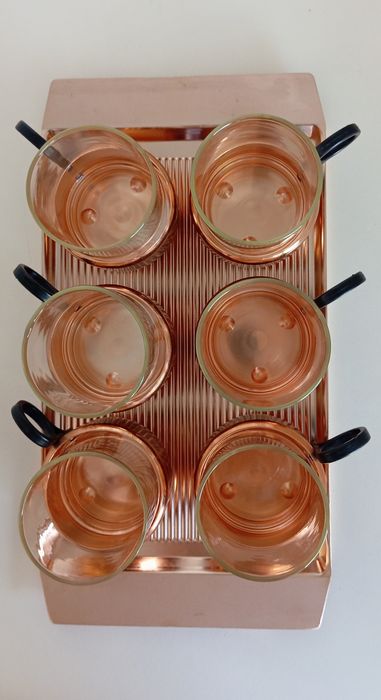 Сервиз за топли напитки