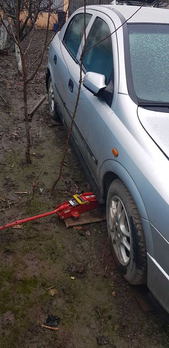 Vând opel astra G pentru piese