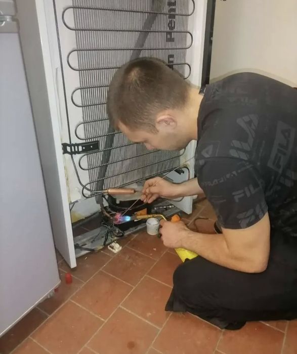 Ремонт холодильников и морозильных камер