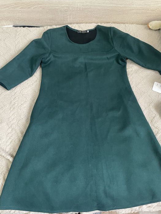 Продам платья новый