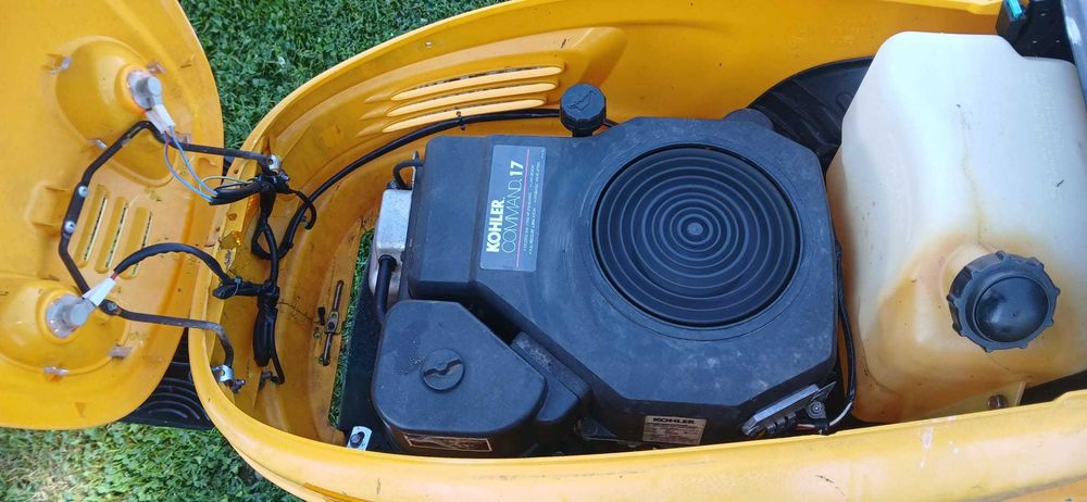 Tractoras tuns iarba Yard Man MTD