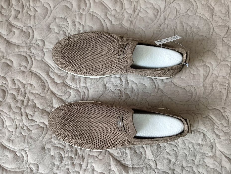 Летние кроссовки(туфли)-42,5-43размер