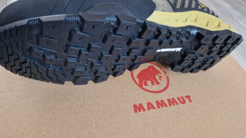 Ghete MAMMUT 43 44 GTX hiking trekking munte goretex alnasca