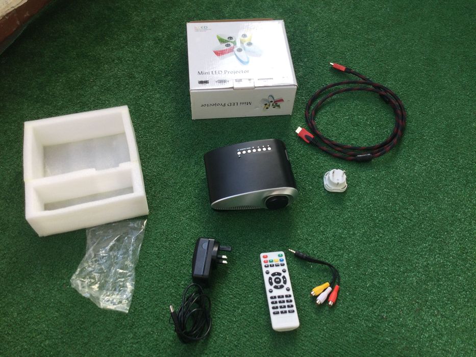 Mini LED проектор