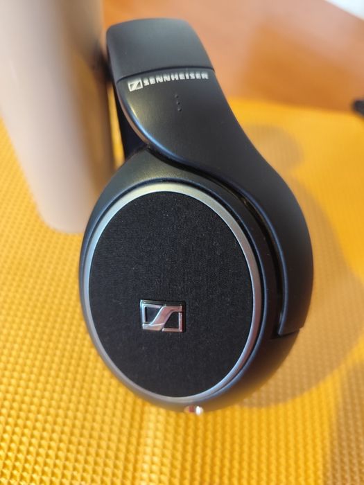Sennheiser HD 558 студийные наушники