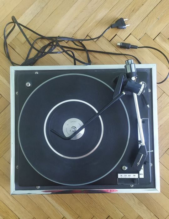 Немски грамофон NECKERMANN