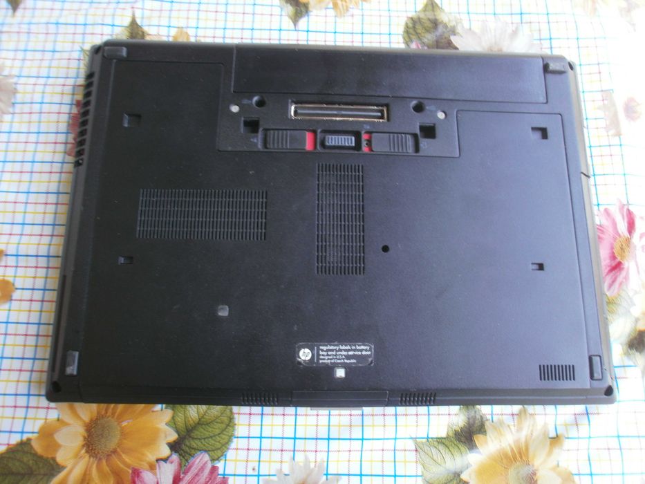 Лаптоп HP Elitebook 8460p ,i7,8gb RAM,240gb SSD,14“