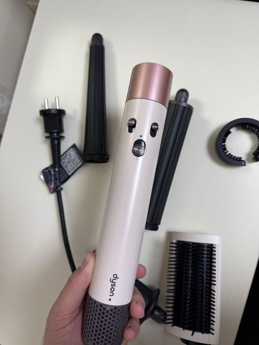 Dyson стайлер оригинал
