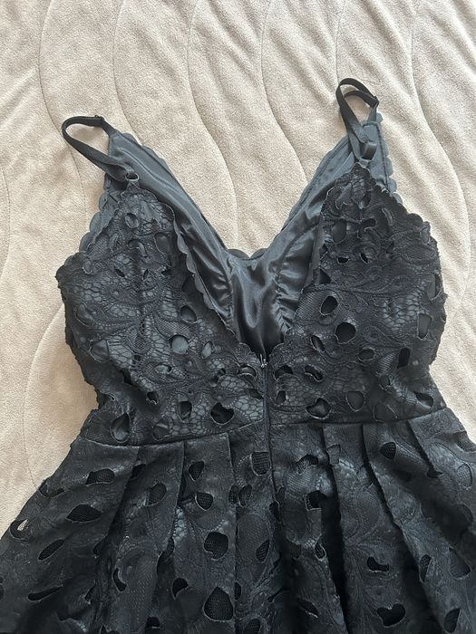 Черна официална рокля