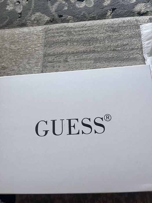 Geanta Guess Neagra