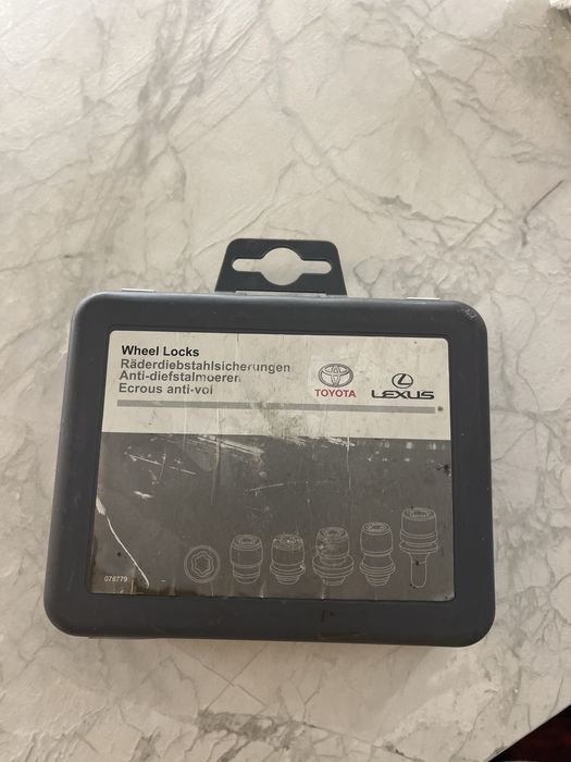 Секретки Toyota/Lexus — оригинал, полный комплект