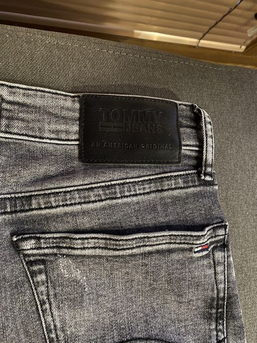 Оригинални дамски дънки Tommy Hilfiger