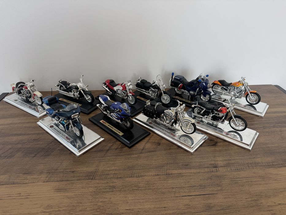 Макети мотори Maisto