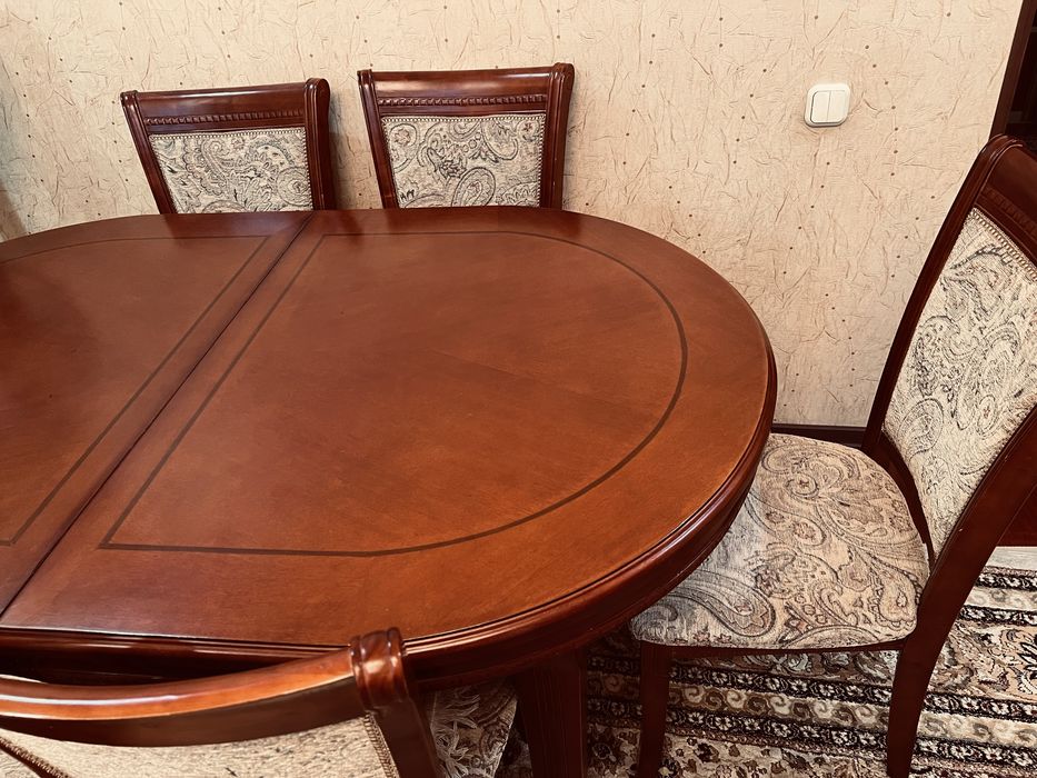 Стол со стульями, красное дерево
