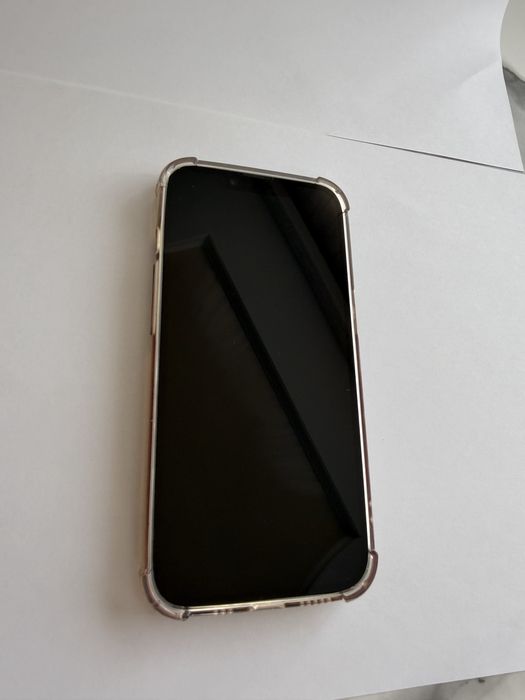 Продам айфон 14 128 гб