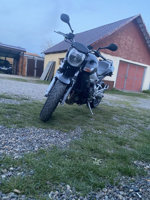 Suzuki GSR600 2008
