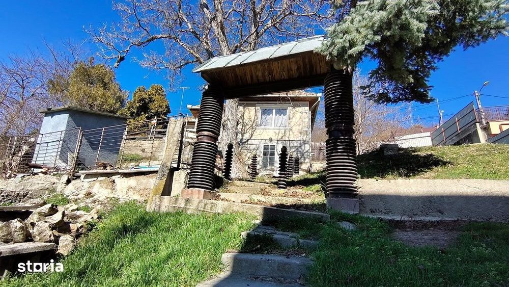 Casa individuala cu teren 1560 mp,  front 26 m, panorama, Grigorescu