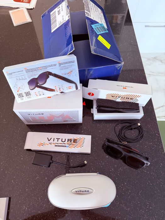 VITURE Luma Ultra XR/AR — полный комплект / ideal holat