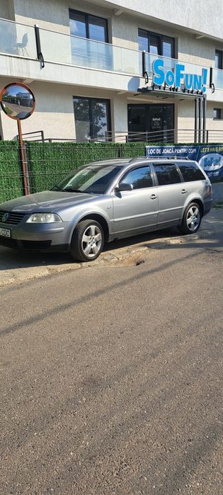 VOLKSWAGEN Passat 2002