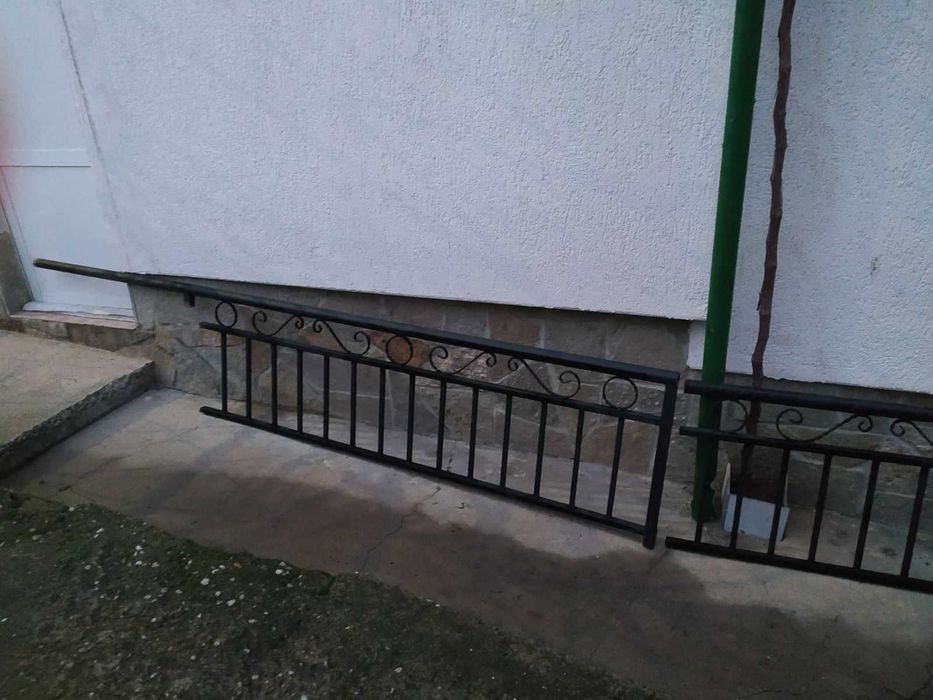 Парапет за тераса 7м разделен на 3 части.Размери в снимките