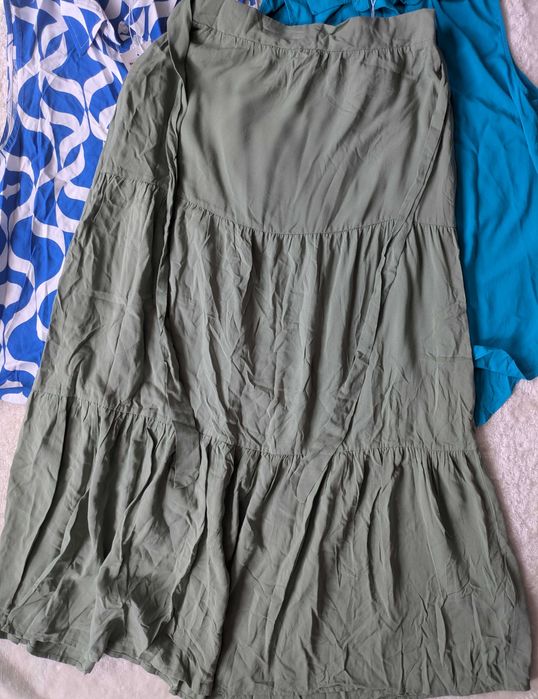 Лот дамски дрехи