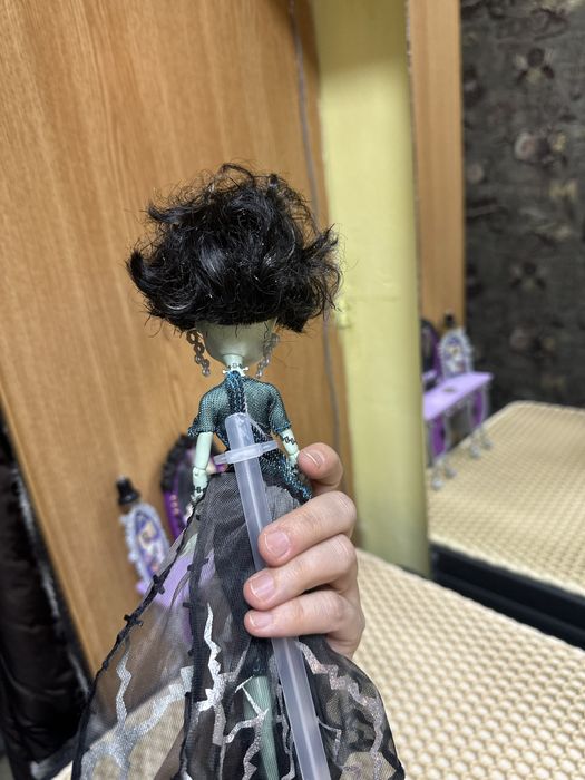 Продам куклу монстр хай!