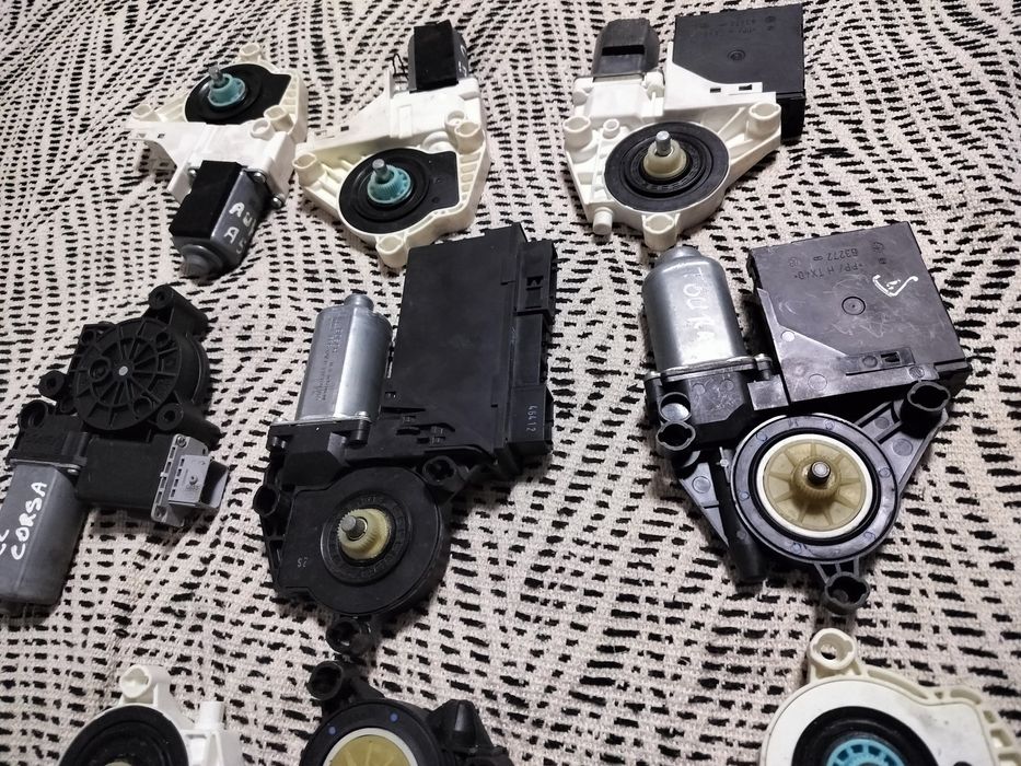 Motoraș macara geam